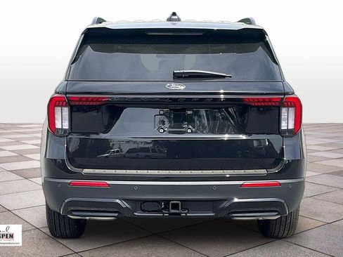 New 2026 Ford Explorer ST-Line RWD image 4