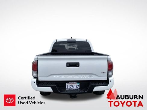 Certified 2020 Toyota Tacoma TRD Off-Road w/ TRD Premium Off Road Package AWD/4WD image 7