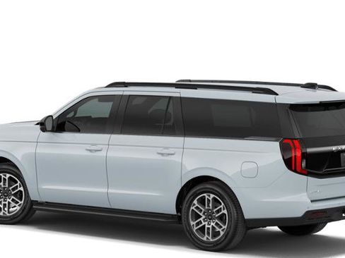 New 2026 Ford Expedition Max Active AWD/4WD image 2