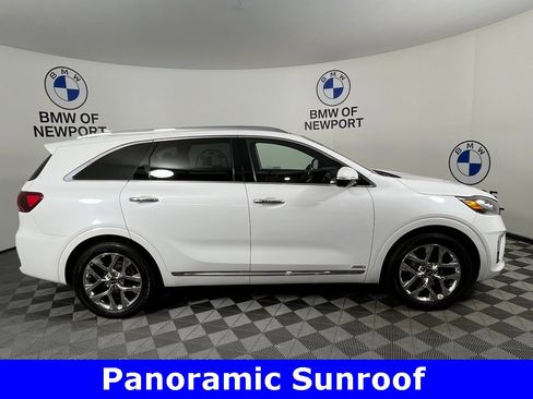 Used 2019 Kia Sorento SX image 8