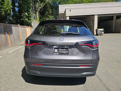 Certified 2025 Honda HR-V LX image 6