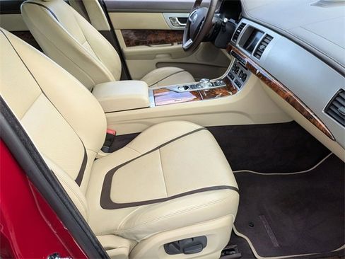 Used 2015 Jaguar XF Portfolio image 37