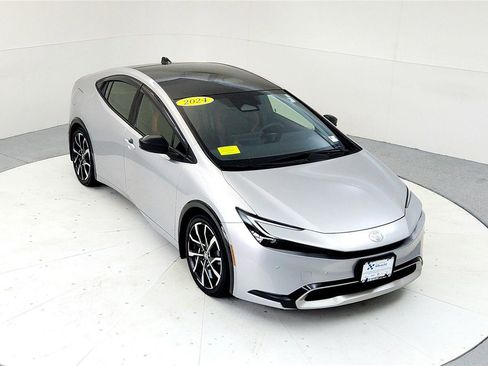 Used 2024 Toyota Prius Prime image 13