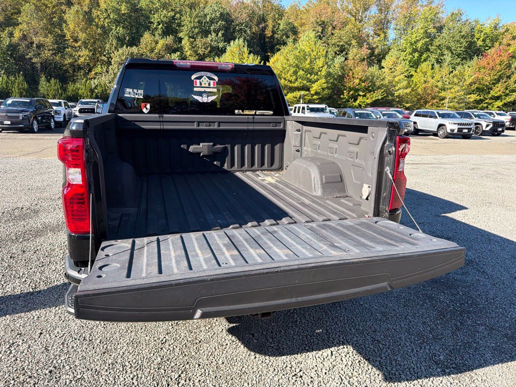 Used 2022 Chevrolet Silverado 1500 Custom AWD/4WD image 13