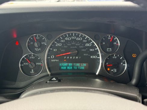 Used 2021 Chevrolet Express 2500 Work Van w/ Driver Convenience Package image 24