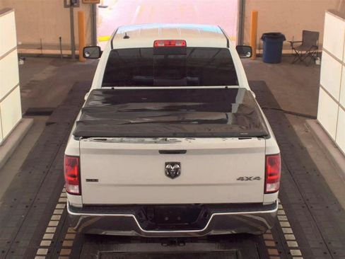 Used 2019 RAM 1500 Classic SLT w/ Luxury Group AWD/4WD image 6