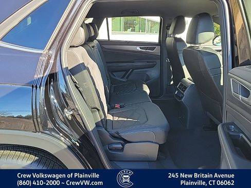 New 2026 Volkswagen Atlas Cross Sport SE image 45