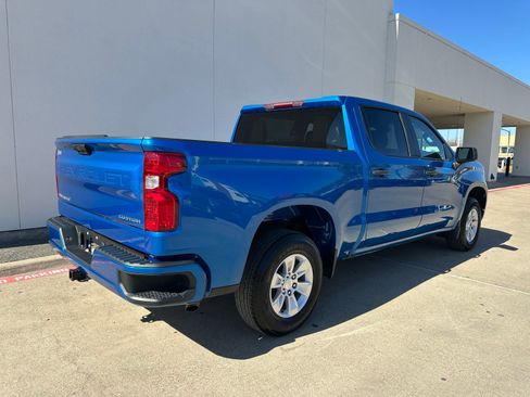 Used 2024 Chevrolet Silverado 1500 Custom image 8