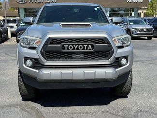 Used 2020 Toyota Tacoma TRD Sport video 2