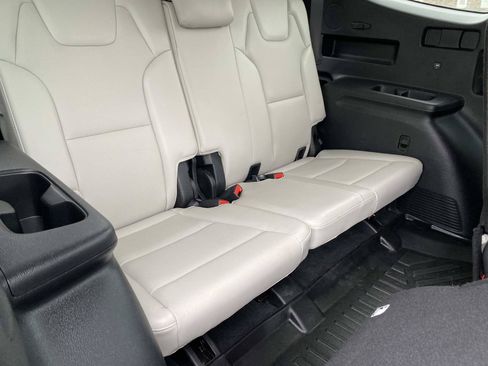 Used 2020 Kia Telluride S FWD image 25