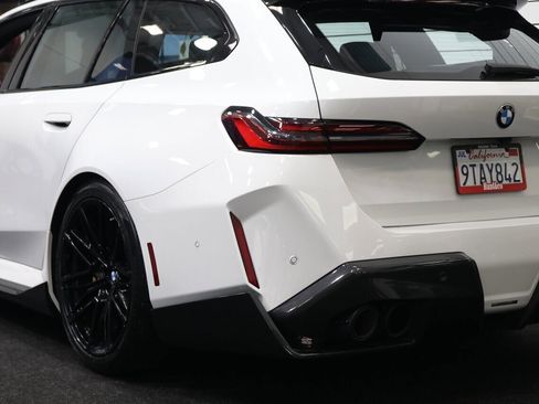 Used 2025 BMW M5 Touring w/ M Driver's Package image 13