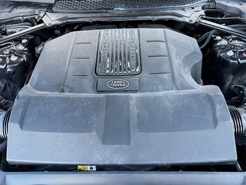 Used 2016 Land Rover Range Rover Sport HSE image 33