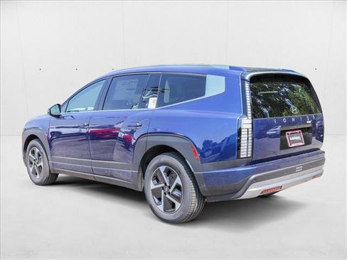 New 2026 Hyundai Ioniq 9 SE image 7