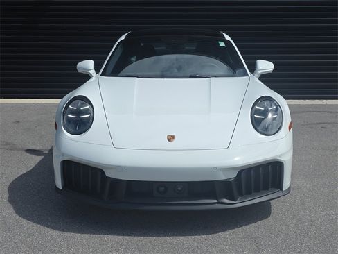Used 2025 Porsche 911 Carrera 4 GTS image 10