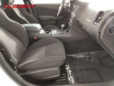 Used 2023 Dodge Charger R/T w/ Blacktop Package RWD image 34
