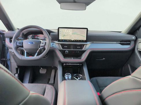 New 2025 Ford Explorer ST image 18