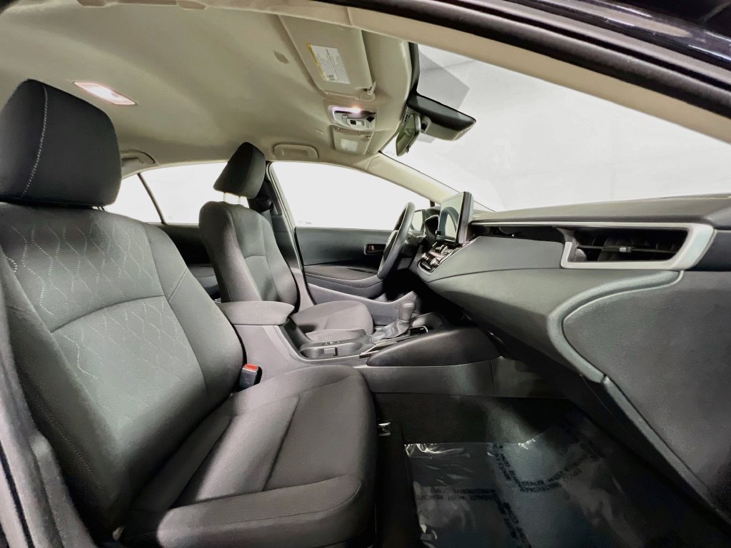 Used 2026 Toyota Corolla LE FWD image 28