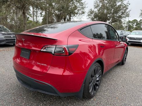 Used 2022 Tesla Model Y Performance image 9