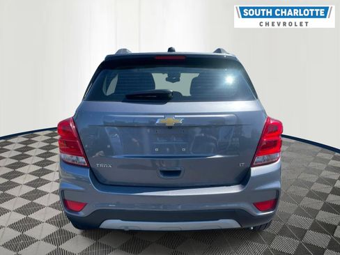 Used 2019 Chevrolet Trax LT w/ LT Convenience Package FWD image 5