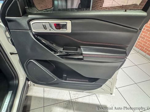 Used 2022 Ford Explorer ST-Line w/ Class IV Trailer Tow Package image 33