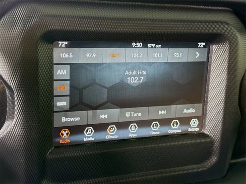 Used 2020 Jeep Wrangler Unlimited Sport image 6