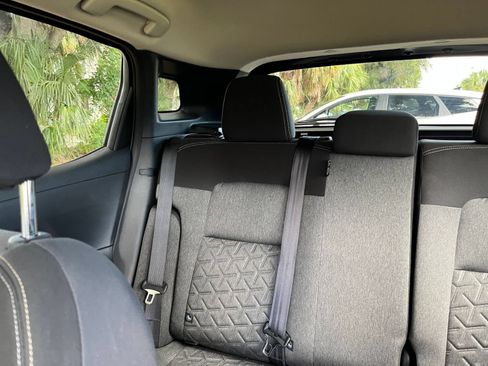 Used 2026 Nissan Kicks SV FWD image 36
