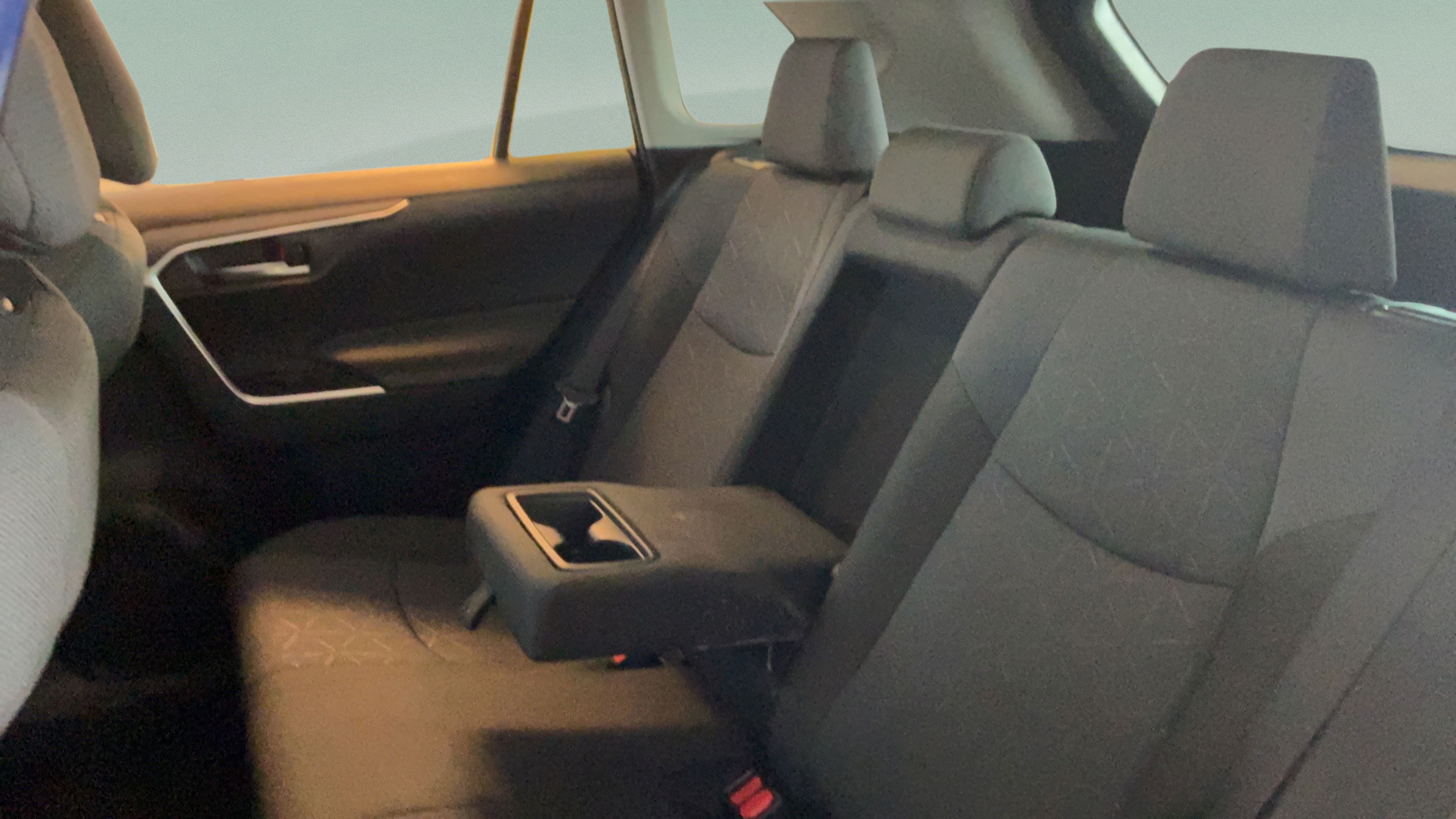 Certified 2025 Toyota RAV4 XLE AWD/4WD image 30