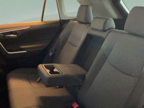 Certified 2025 Toyota RAV4 XLE AWD/4WD image 30