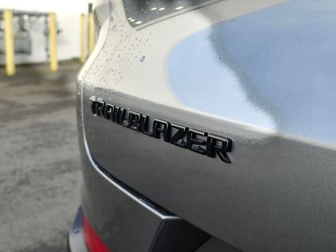 New 2025 Chevrolet TrailBlazer LT w/ Convenience Package image 16