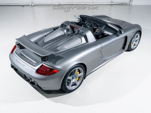 Used 2005 Porsche Carrera GT RWD image 41