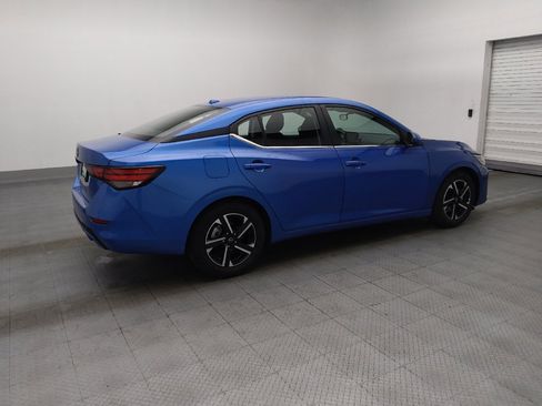 Used 2025 Nissan Sentra SV FWD image 10