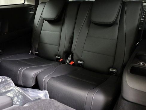 Certified 2026 Mercedes-Benz GLS 450 4MATIC image 15