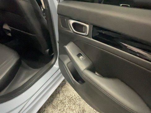 Used 2024 Honda Civic Touring image 22