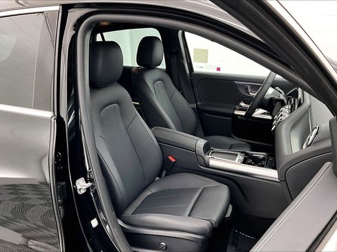 Used 2026 Mercedes-Benz GLA 250 image 6
