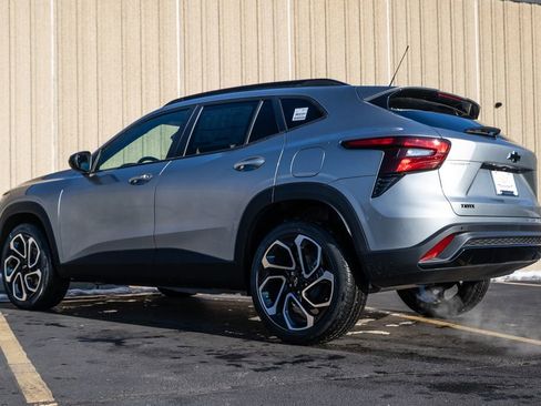 New 2025 Chevrolet Trax RS w/ Driver Confidence Package image 5