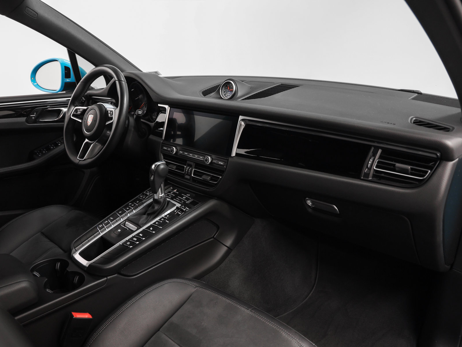Certified 2021 Porsche Macan S AWD/4WD image 20