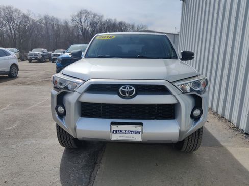 Used 2018 Toyota 4Runner SR5 Premium image 7