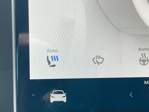 Used 2024 Tesla Model 3 Standard Range RWD image 18