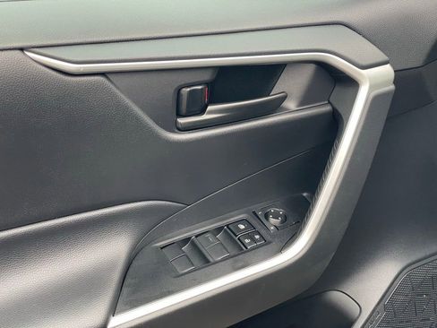 Used 2024 Toyota RAV4 LE image 11