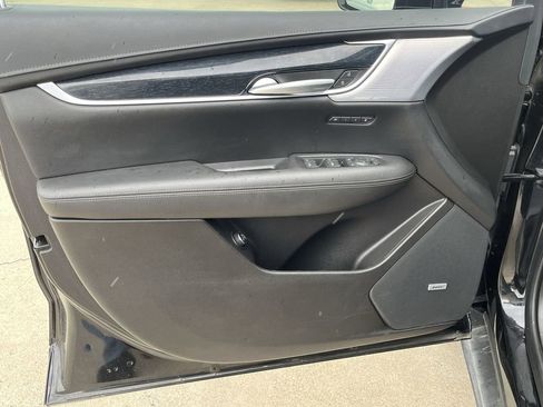 Used 2024 Cadillac XT5 Premium Luxury image 36