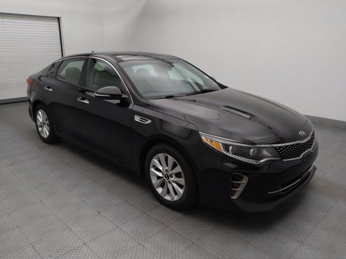 Used 2017 Kia Optima EX w/ Premium Package FWD image 13