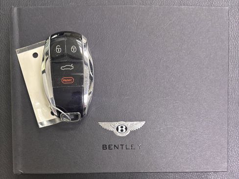 Used 2024 Bentley Flying Spur W12 image 50