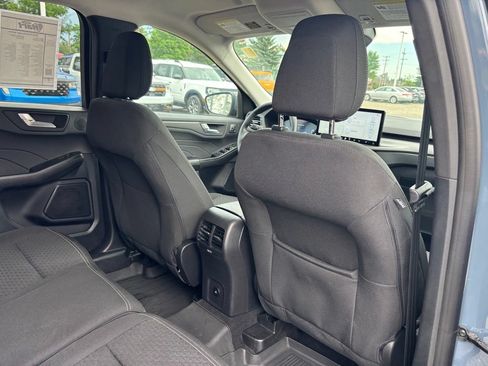 Used 2023 Ford Escape Active w/ Tech Pack #2 AWD/4WD image 17