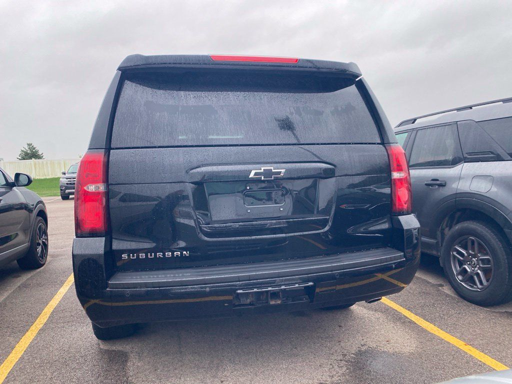 Used 2020 Chevrolet Suburban LT AWD/4WD image 11