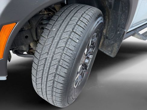 Used 2022 Nissan Frontier PRO-4X AWD/4WD image 10