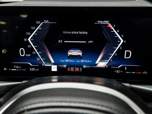 Used 2024 BMW 440i xDrive Convertible w/ Premium Package image 28