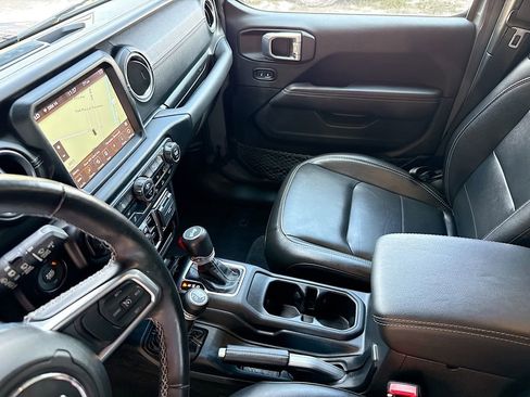 Used 2021 Jeep Wrangler Unlimited Sahara w/ Cold Weather Group image 26