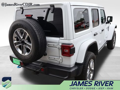 Used 2023 Jeep Wrangler Unlimited Rubicon 4xe w/ Cold Weather Group AWD/4WD image 5