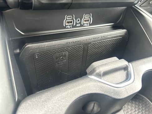 Used 2025 RAM 1500 Big Horn AWD/4WD image 30
