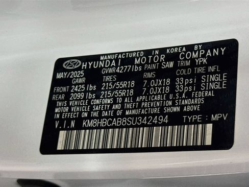 Certified 2025 Hyundai Kona SEL AWD/4WD image 32
